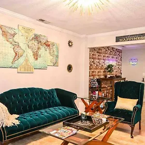 https://cozy-2-bedroom-townhome-getaway-plaza-midwood.1sthotelscharlotte.com